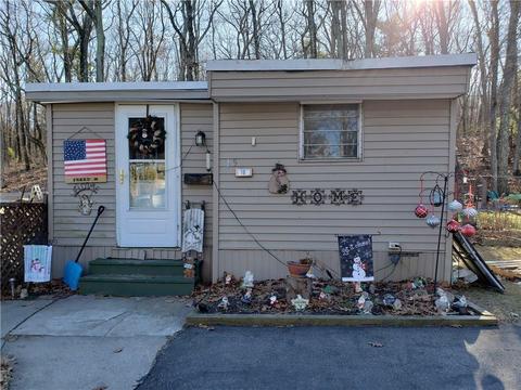 15 Hillside Dr, Mapleville, RI 02839 photo 5