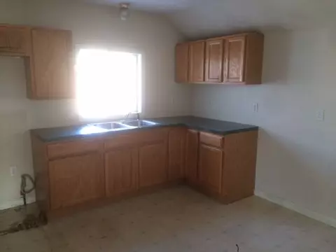 35 Pilgrim Ave, Coventry, RI 02816 photo 6