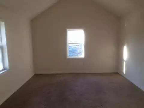 35 Pilgrim Ave, Coventry, RI 02816 photo 8