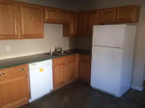 35 Pilgrim Ave, Coventry, RI 02816 photo 10