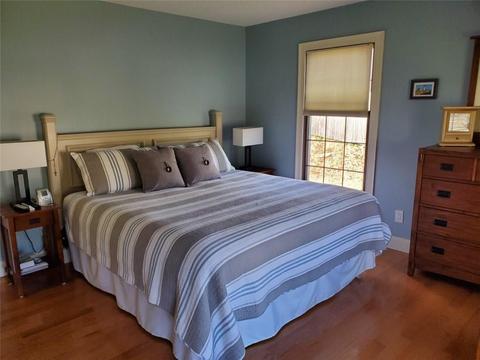 8 Danielle Ave, Westerly, RI 02891 photo 16