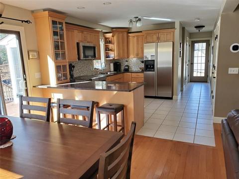 8 Danielle Ave, Westerly, RI 02891 photo 14