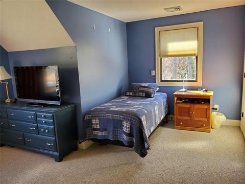8 Danielle Ave, Westerly, RI 02891 photo 23