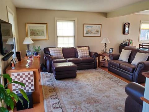 8 Danielle Ave, Westerly, RI 02891 photo 12