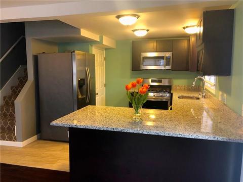 548 Bernon St, Woonsocket, RI 02895 photo 3