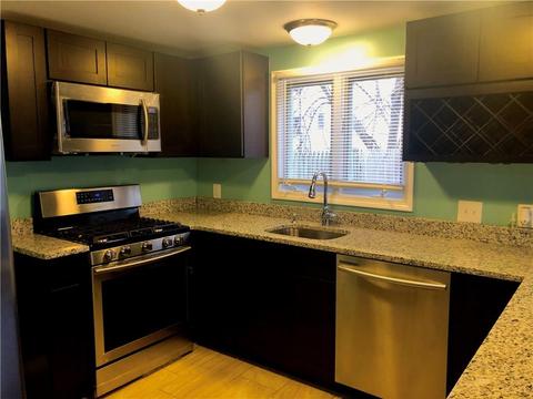 548 Bernon St, Woonsocket, RI 02895 photo 2