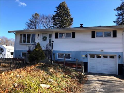 235 Dawn Blvd, Woonsocket, RI 02895 photo 1
