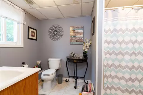 239 Smith St, Warwick, RI 02886 photo 22