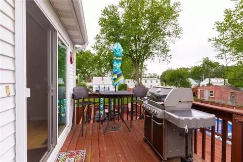 239 Smith St, Warwick, RI 02886 photo 28