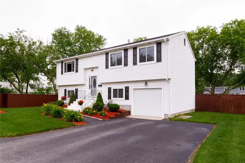 239 Smith St, Warwick, RI 02886 photo 2