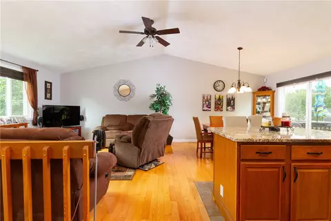 239 Smith St, Warwick, RI 02886 photo 8