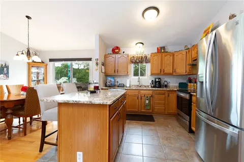 239 Smith St, Warwick, RI 02886 photo 10