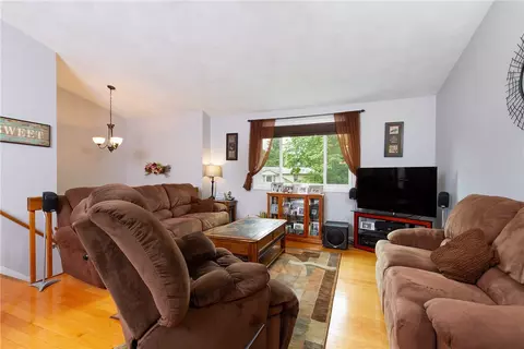 239 Smith St, Warwick, RI 02886 photo 5