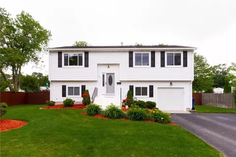 239 Smith St, Warwick, RI 02886 photo 1