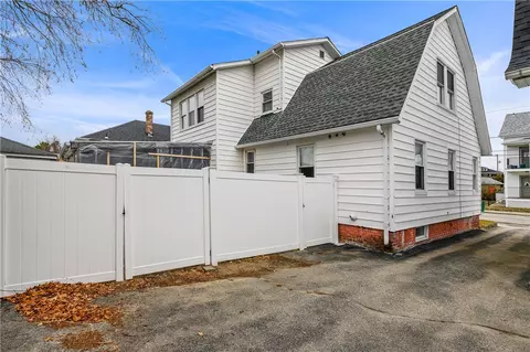 161 Elmore Ave, Woonsocket, RI 02895 photo 34