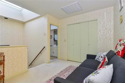 522 Quisset Ct, Warwick, RI 02886 photo 13