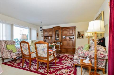 522 Quisset Ct, Warwick, RI 02886 photo 4