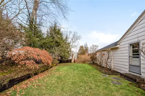 19 Creston Way, Warwick, RI 02886 photo 35