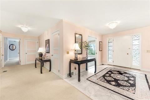19 Creston Way, Warwick, RI 02886 photo 5