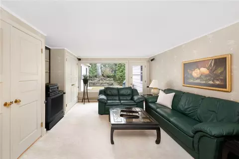 19 Creston Way, Warwick, RI 02886 photo 18