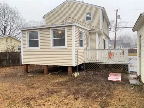 94 Community Rd, Warwick, RI 02889 photo 2