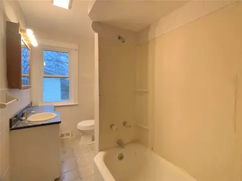 94 Community Rd, Warwick, RI 02889 photo 5