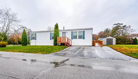 29 Valiant Dr, Coventry, RI 02816 photo 1