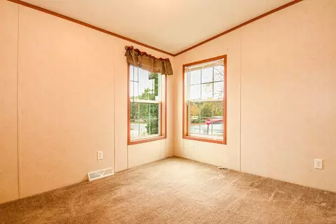 29 Valiant Dr, Coventry, RI 02816 photo 16