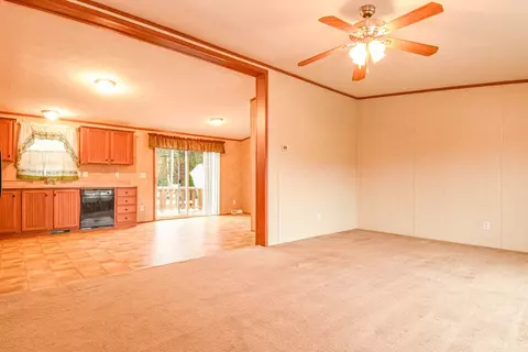 29 Valiant Dr, Coventry, RI 02816 photo 12