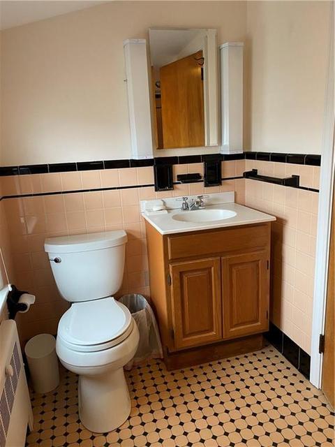 30 Everett St, Middletown, RI 02842 photo 19