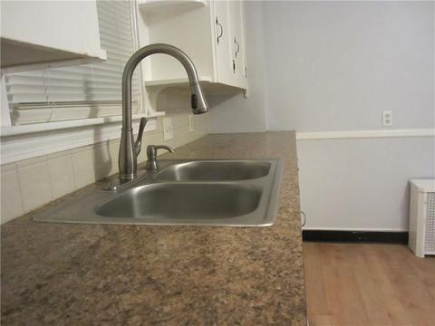 3 Edgehill Rd, Warwick, RI 02889 photo 7