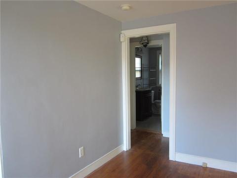 3 Edgehill Rd, Warwick, RI 02889 photo 4