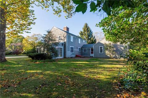 210 Squantum Dr, Warwick, RI 02888 photo 3