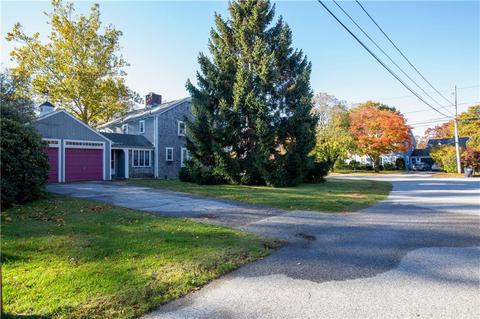 210 Squantum Dr, Warwick, RI 02888 photo 5