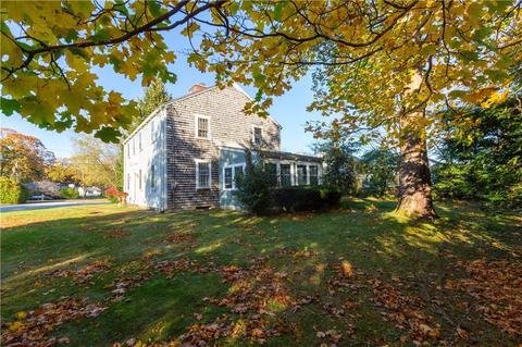 210 Squantum Dr, Warwick, RI 02888 photo 9