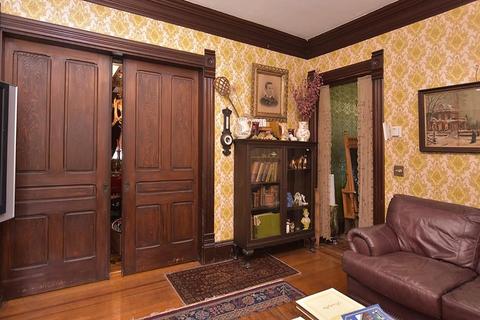 14 Park Pl, Woonsocket, RI 02895 photo 5