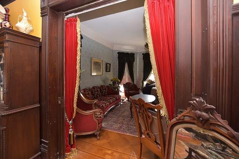 14 Park Pl, Woonsocket, RI 02895 photo 2