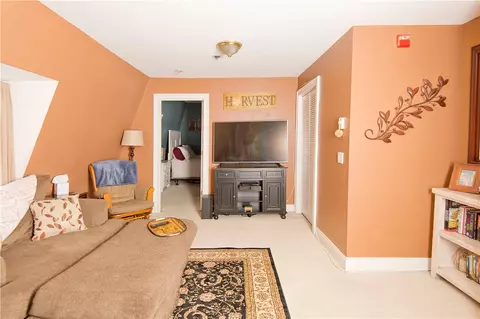 37 Elm St, Westerly, RI 02891 photo 30