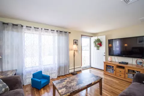 57 Crocus St, Warwick, RI 02886 photo 11