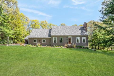 930 Lapham Farm Rd, Mapleville, RI 02839 photo 3