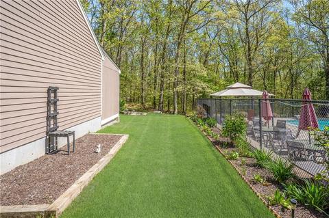 930 Lapham Farm Rd, Mapleville, RI 02839 photo 6