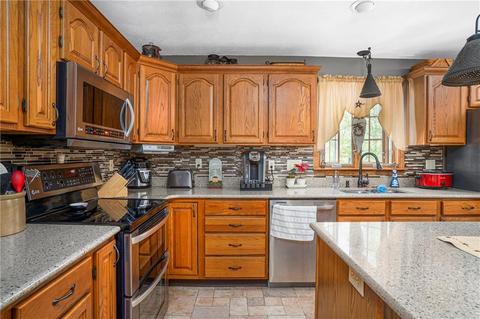 930 Lapham Farm Rd, Mapleville, RI 02839 photo 16