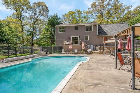 930 Lapham Farm Rd, Mapleville, RI 02839 photo 38