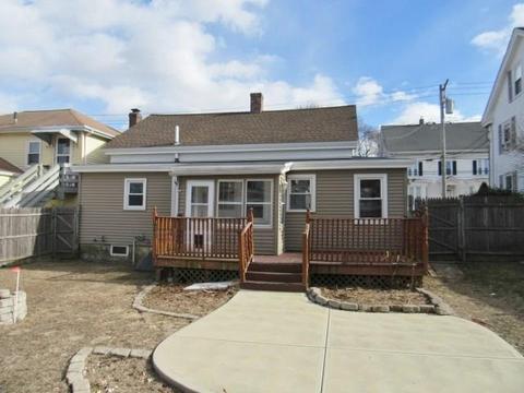 363 Park Ave, Woonsocket, RI 02895 photo 3