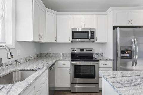 108 West St, Woonsocket, RI 02895 photo 11