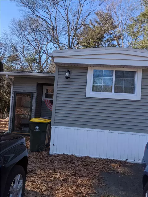 42 Oak Ter, Mapleville, RI 02839 photo 7