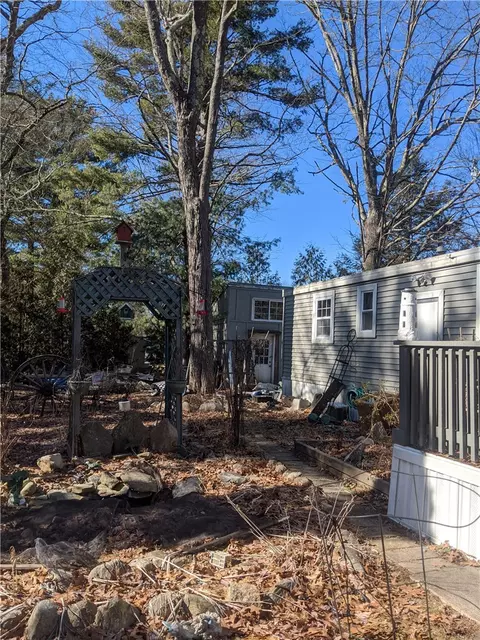42 Oak Ter, Mapleville, RI 02839 photo 6