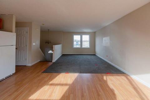 216 Sayles St, Woonsocket, RI 02895 photo 8