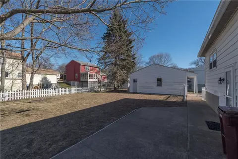 152 Getchell Ave, Woonsocket, RI 02895 photo 26