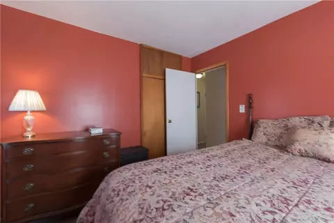 152 Getchell Ave, Woonsocket, RI 02895 photo 8